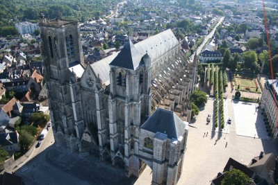 Bourges vue aérienne.jpg