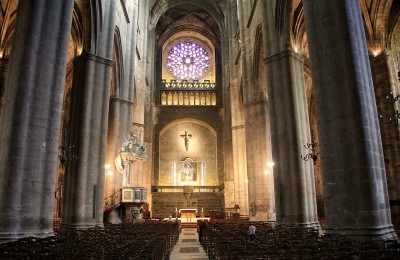 Cathédrale_interieur Rodez.jpg