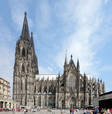 Cologne_cathedrale_vue_sud.jpg