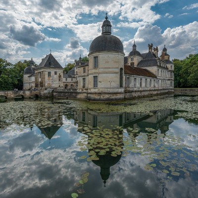 chateau-de-tanlay-2-36bb3c01-e37b-474d-a85d-a41f6732ca73.jpg