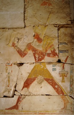 Abydos_Tempelrelief_Ramses_II._16.JPG