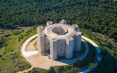Castel Del Monte 3.jpg