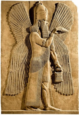 Sac Assyrian_-_Winged_genie_Detail_of_a_relief_from_the_palace_of_Assyrian_king_Sargon_II_722-7_-_(MeisterDrucke-803084).jpg