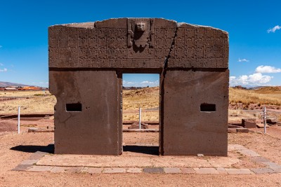 Porte de Tiwanaku.jpg