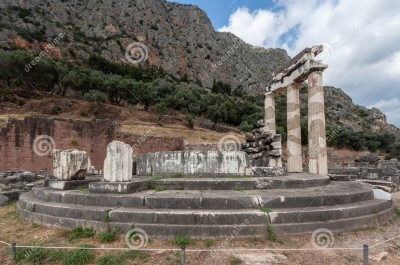 Tholos assise (2).jpg